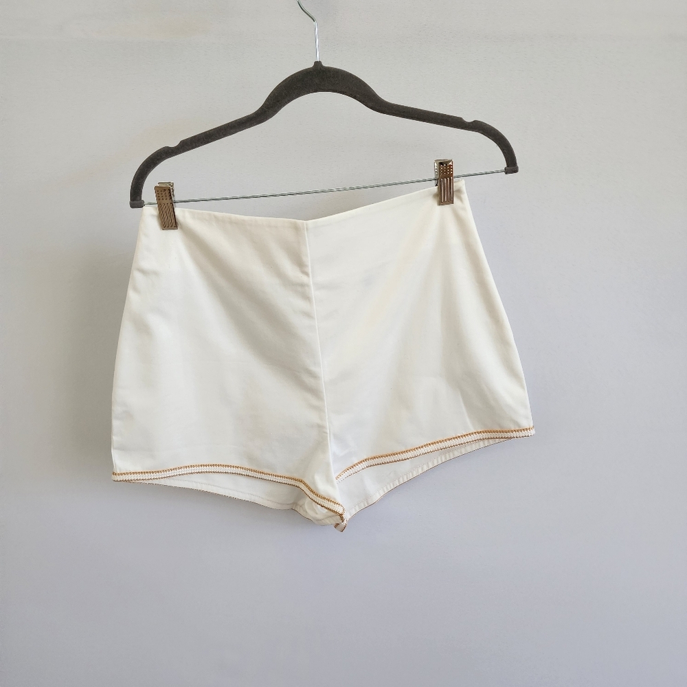 My Beachy Side White Bridgette Gold Piped Shorts Size Large NWT! - Picture 7 of 11
